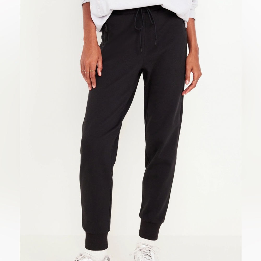NWT Old Navy High-Waisted Dynamic Fleece Joggers